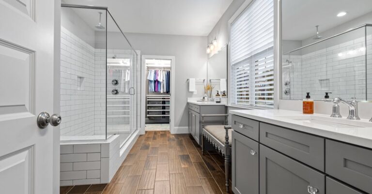 Thermoaktive Möbel mit Phasenwechselmaterial: Unsichtbare Kühlung und Heizpuffer für moderne Wohnungen